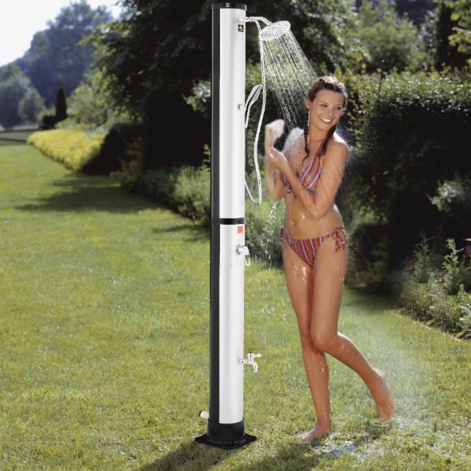 Arebos Solardusche 40L mit Thermometer, Handbrause & Bodenelement Anthrazit Outlet